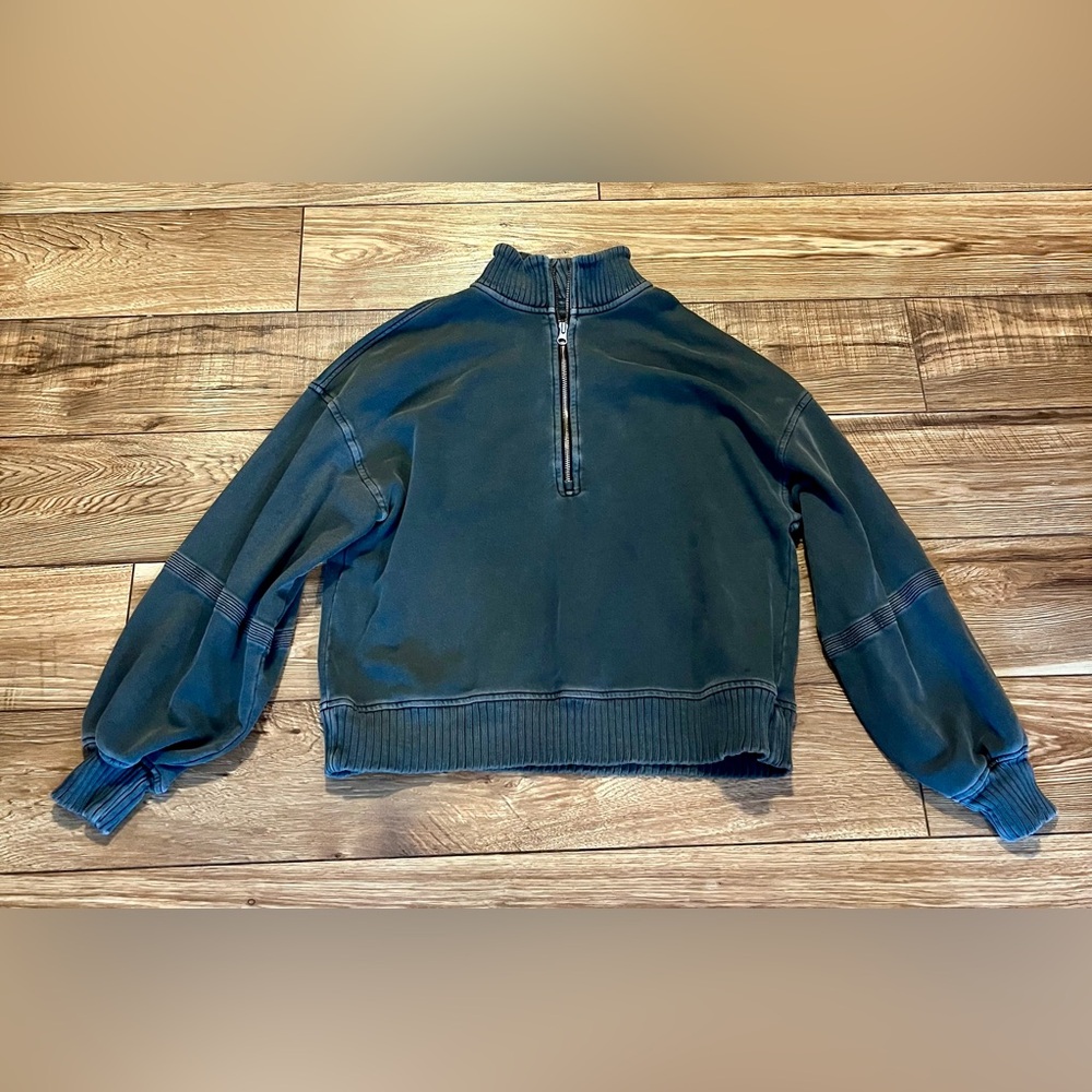 Aerie Womenβs Dark Gray Quarter Zip-Up Sweatshirt